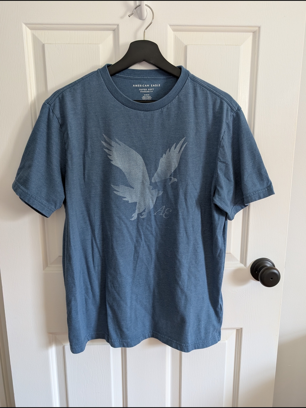 American Eagle Outfitters Mens Medium Dusty Blue Eagle Graphic Tee Cotton Blend